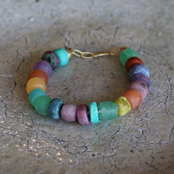 BEADED GEMSTONE BRACELET