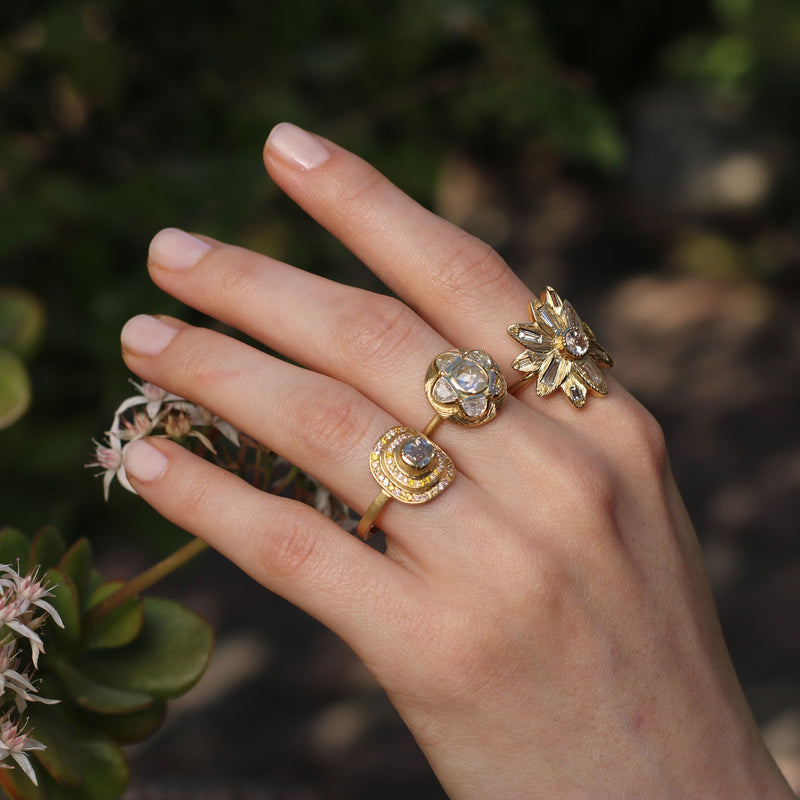 MANDALA ENGRAVED DIAMOND FLOWER RING