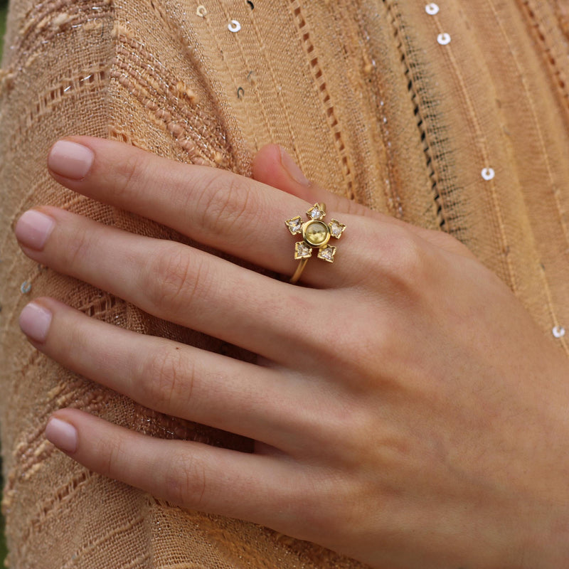 DIAMOND STARBURST RING